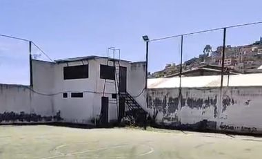 Venta de Terreno Av Legarda, cerca hospital Pablo Arturo Suarez, gran plusvalia inmobilairio, transporte publico por la agencia nacional de transito.