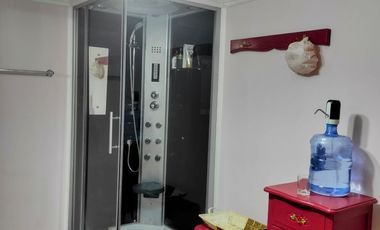 Hermosa  casa 4 amplios dorm.   , 249 m2 construidos,  Av. Argentina