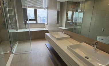 40th Floor • Prime Location • Stunning River View • Luxury Built-ins! For Sale: Rhythm Charoenkrung Pavillion Condominium ! 229.04 sq.m
