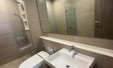 40th Floor • Prime Location • Stunning River View • Luxury Built-ins! For Sale: Rhythm Charoenkrung Pavillion Condominium ! 229.04 sq.m