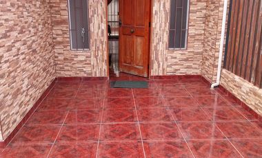 Casa impecable buen barrio - Los Dominicos.