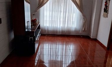 Casa impecable buen barrio - Los Dominicos.