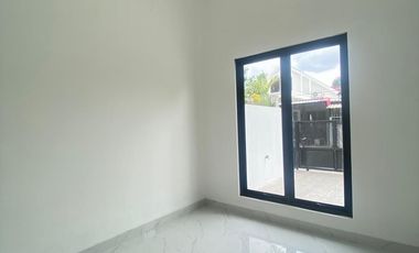 RUMAH BARU IDAMAN!! DESAIN KLASIK MODERN SUPER CANTIK LOKASI STRATEGIS