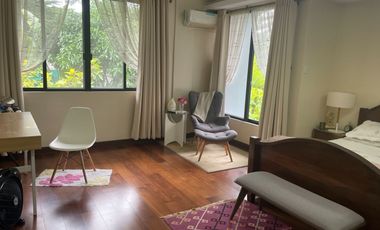 5 Bedroom House and Lot in Royale Tagaytay Estates Phase 1 for RENT! 110k per month negotiable