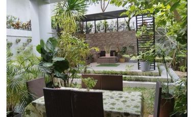 5 Bedroom House and Lot in Royale Tagaytay Estates Phase 1 for RENT! 110k per month negotiable