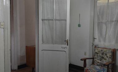 Casa para habitación , bodega, oficina, en Mallinkrodt Providencia.