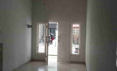 DIJUAL RUMAH SUPER STRATEGIS DI KOMPLEK HAJI CIMAHPAR, HARGA DI BAWAH PASARAN, CIMAHPAR, BOGOR UTARA, KOTA BOGOR