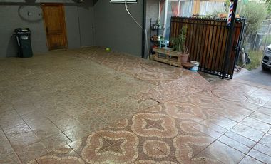 Hermosa casa 4 dorm. ampliada, Sector Luis Pasteur .