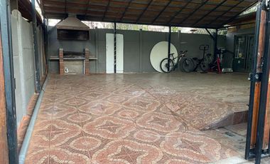 Hermosa casa 4 dorm. ampliada, Sector Luis Pasteur .