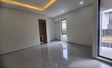 Dijual Rumah Baru Modern Elegan Siap Huni di Setraduta Grande
