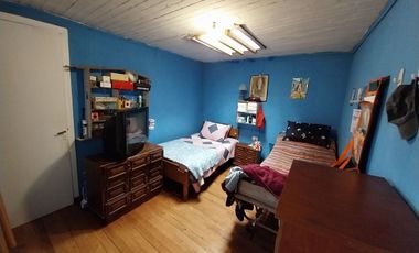 Casa  5 dorm. y con gran terreno , Santa Adriana - Carrascal.