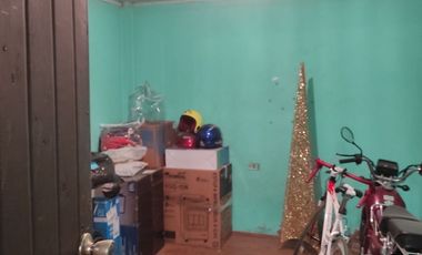 Casa  5 dorm. y con gran terreno , Santa Adriana - Carrascal.