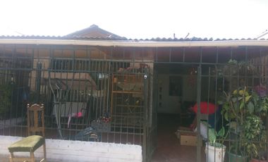 Casa 3 dorm. Av. Las Torres - Isabel Riquelme.