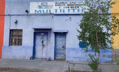 Vendo dos locales comerciales   para  taller  o bodega