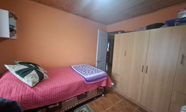 Hermosa parcela con casa sólida  impecable de 150m2 , sector El Esfuerzo Melipilla