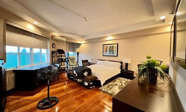 Repriced! 3BR Unit For Sale - The Pinnacle Condominium