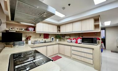 Repriced! 3BR Unit For Sale - The Pinnacle Condominium