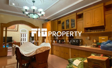 DIJUAL VILLA JALAN SEI PADANG - MEDAN BARU