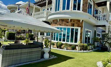 Beachfront Villa at Fonte di Versailles Minglanilla