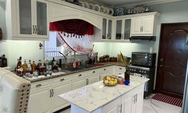 Beachfront Villa at Fonte di Versailles Minglanilla