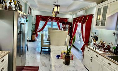 Beachfront Villa at Fonte di Versailles Minglanilla