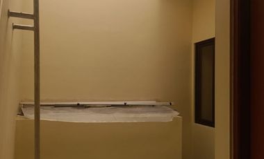 Rumah 2 Lantai 84m² Puri Mutiara Cipayung Siap Huni