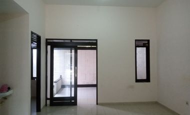 MURAH!!! RUMAH SIAP HUNI DI KOMP. GRAND SHARON SOETTA, DKT MARGAHAYU, SUMMARECON KOTA BANDUNG