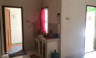 DIJUAL RUMAH SIAP HUNI 800 JUTAAN SHM DEKAT KE SMA DE BRITTO JOGJA DI CATURTUNGGAL DEPOK