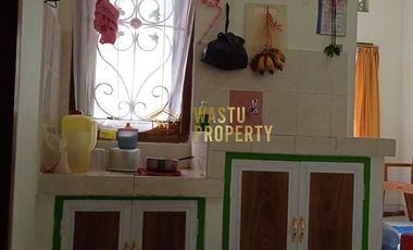 DIJUAL RUMAH SIAP HUNI 800 JUTAAN SHM DEKAT KE SMA DE BRITTO JOGJA DI CATURTUNGGAL DEPOK