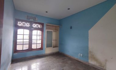 Dijual Rumah Lantai 2 okasi : Jl Suli , Desa Dangin Puri Kangin, Kecamatan Denpasar Utara, Kota Denpasar