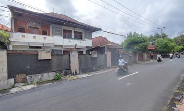 Dijual Rumah Lantai 2 okasi : Jl Suli , Desa Dangin Puri Kangin, Kecamatan Denpasar Utara, Kota Denpasar