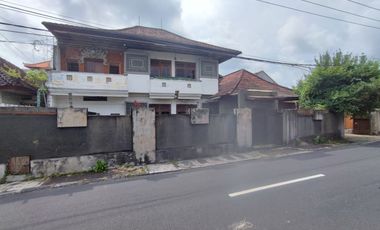 Dijual Rumah Lantai 2 okasi : Jl Suli , Desa Dangin Puri Kangin, Kecamatan Denpasar Utara, Kota Denpasar