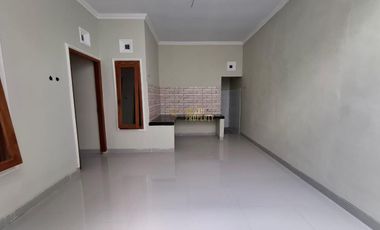 RUMAH BARU DALAM CLUSTER, DEKAT KAMPUS UKRIM