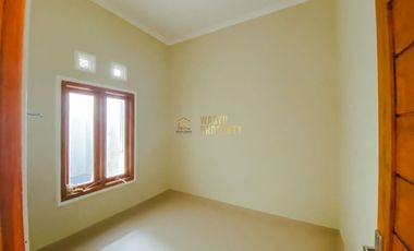 RUMAH BARU DALAM CLUSTER, DEKAT KAMPUS UKRIM