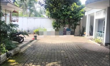DILELANG Murah Rumah Mewah 2 lantai SHM Strategis di Jl Sersan Bajuri, Kota Bandung
