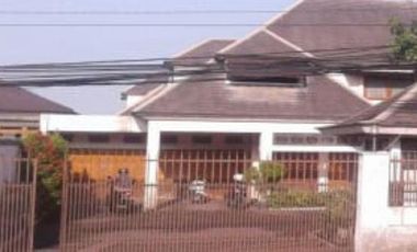 DILELANG Murah Rumah Mewah 2 lantai SHM Strategis di Jl Sersan Bajuri, Kota Bandung