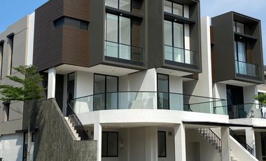 Rumah Golf Island PIK, Uk 5x15 (3 Lantai) Termurah