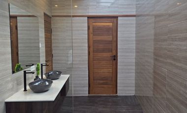 VILLA 3 BR FOR SALE – BATUR SARI STREET AREA, SANUR, SOUTH DENPASAR