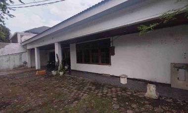 Rumah Sewa Cempaka Putih Lokasi Cocok Usaha Cafe Kuliner Jakarta Pusat disewakan Rumah Cempaka Putih