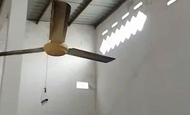 Jual dan sewa rumah di simo pomahan, dekat sukomanunggal, sawahan, cocok untuk kantor, home industri, dan rumah tinggal