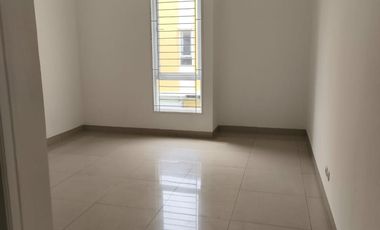 Rumah Dijual / Disewa – Gading Lavender, Kelapa Gading, Jakarta Utara