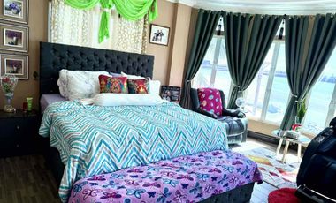 Beachfront House in a secured and peaceful subdivision