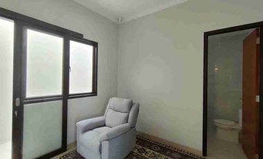 Rumah Siap Huni Bata Merah Bonus Full Furnish di Cirendeu