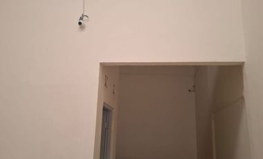 Disewakan gudang pinggir jalan boulevard di jalan cendrawasih