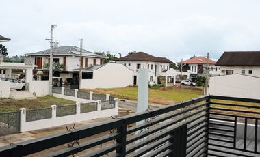 Sacrifial price from 16M to 12.8M 4 Bedroom Corner House & Lot in Bloomfields Heights by Robinson Home