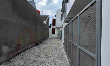 dijual rumah 2 lantai di pesantren cibabat cimahi murah
