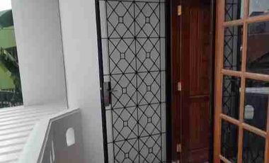 Rumah disewakan kontrakan tahunan rumah baru renovasi pondok kelapa duren sawit jakarta timur