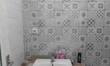 Rumah disewakan kontrakan tahunan rumah baru renovasi pondok kelapa duren sawit jakarta timur