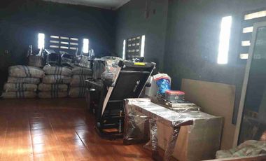 Gudang di Jalan Hasyim Ashari Cipondoh Raya Tangerang Kota