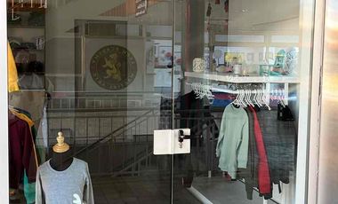 Cumbaya Vendo local centro comercial Plaza del Rancho San Francisco